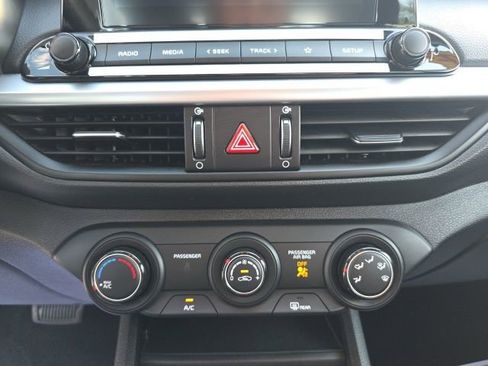 Used 2023 Kia Forte LXS image 16