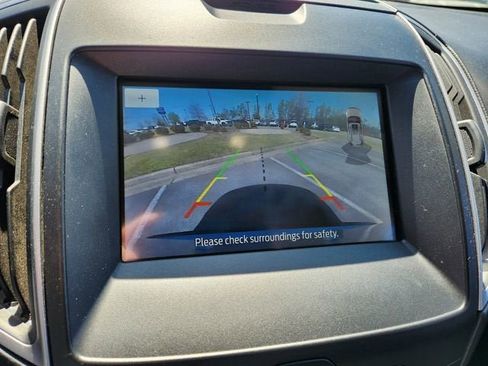 Used 2020 Ford Edge SEL w/ Convenience Package image 25