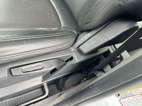 Used 2022 Ford Transit Connect XL image 12