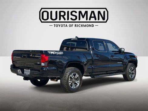 Used 2019 Toyota Tacoma TRD Sport image 22