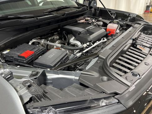 New 2026 Chevrolet Silverado 1500 LT Trail Boss w/ Dark Appearance Package image 39