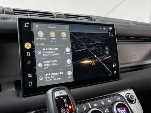 Used 2022 Land Rover Defender 110 S image 62