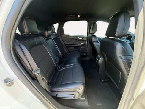 Used 2025 Ford Escape ST-Line Select w/ Tech Pack #1 AWD/4WD image 23