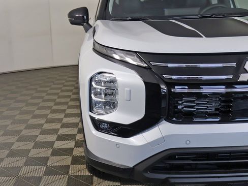 New 2026 Mitsubishi Outlander Trail Edition image 16