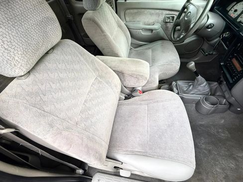 Used 2002 Toyota Tacoma 2WD Xtracab image 22