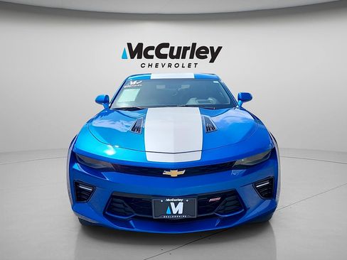 Used 2018 Chevrolet Camaro SS RWD image 2