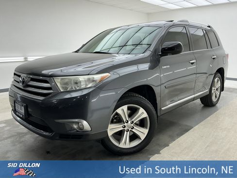 Used 2013 Toyota Highlander Limited image 1