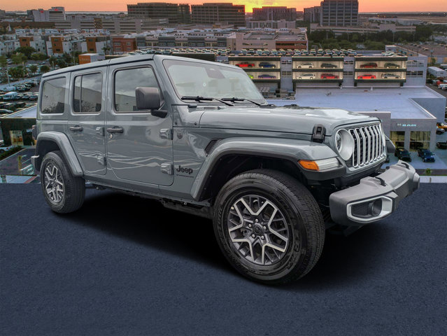 Certified 2026 Jeep Wrangler Unlimited Sahara AWD/4WD image 1