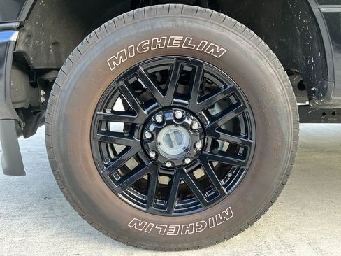 Certified 2022 Ford F250 Lariat w/ Lariat Ultimate Package image 14