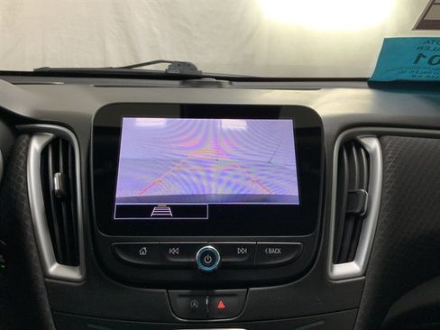 Used 2023 Chevrolet Malibu LT image 27