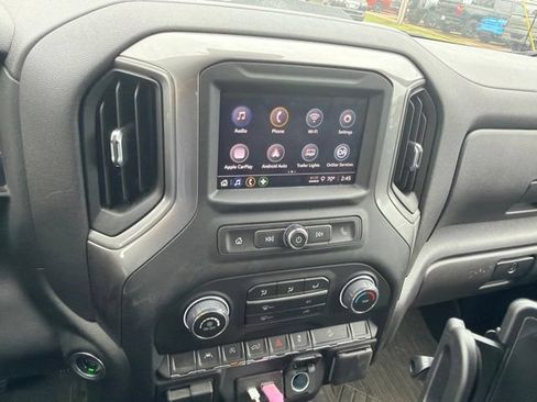 Used 2023 Chevrolet Silverado 1500 Custom Trail Boss w/ LPO, Dark Essentials Package AWD/4WD image 8