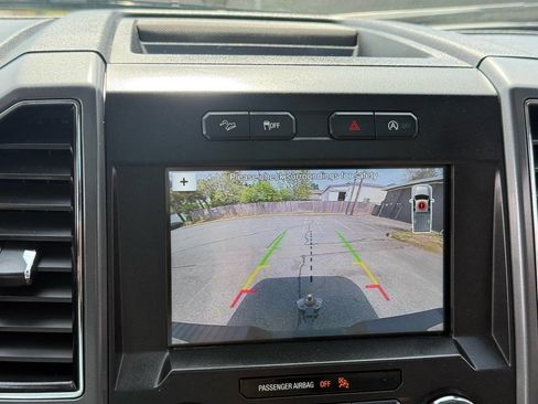 Used 2018 Ford F150 XLT w/ Equipment Group 302A Luxury AWD/4WD image 13
