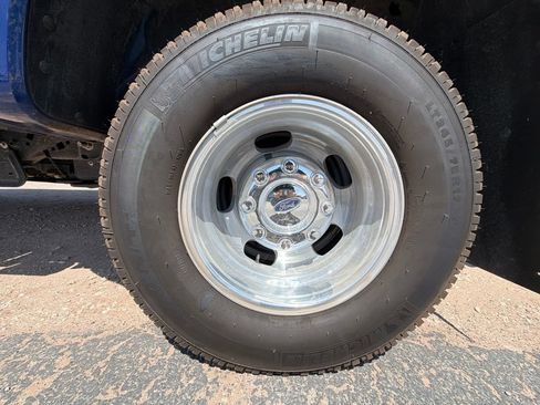 Used 2026 Ford F350 XL w/ FX4 Off-Road Package AWD/4WD image 5