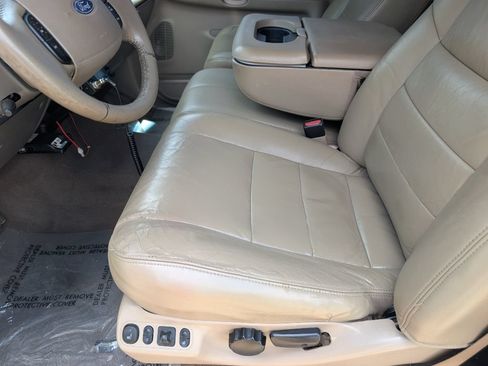 Used 2003 Ford F250 Lariat AWD/4WD image 8