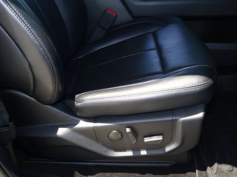 Used 2021 Ford Expedition XLT RWD image 18