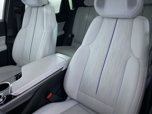 Certified 2024 Cadillac Lyriq Sport AWD/4WD image 22