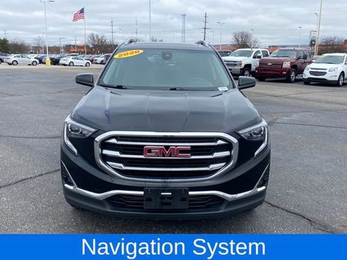 Used 2020 GMC Terrain SLT w/ GMC Pro Grade Package AWD/4WD image 2
