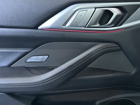 Used 2025 BMW 430i Coupe w/ M Sport Package RWD image 10