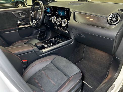 Certified 2023 Mercedes-Benz GLA 250 4MATIC image 11