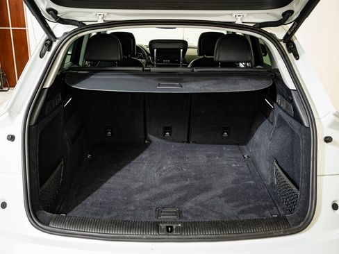 Used 2023 Audi Q5 2.0T Premium image 17