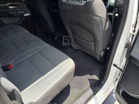 Used 2022 RAM 1500 Big Horn RWD image 34