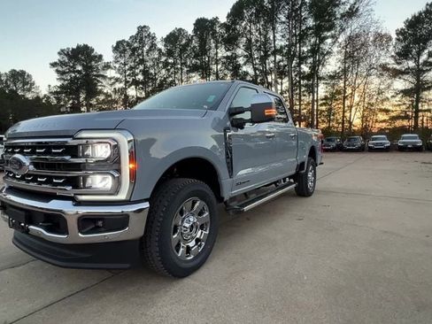 New 2026 Ford F250 Lariat w/ Lariat Premium Package image 2