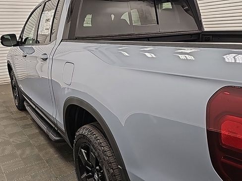 New 2026 Honda Ridgeline Black Edition image 6