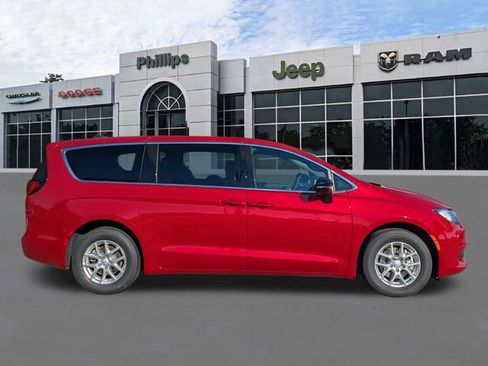 New 2026 Chrysler Voyager LX FWD image 2