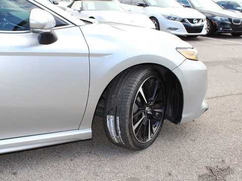 Used 2019 Toyota Camry XSE image 10