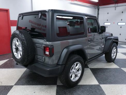 Used 2021 Jeep Wrangler Sport AWD/4WD image 7