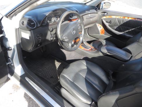 Used 2005 Mercedes-Benz CLK 500 Cabriolet image 10