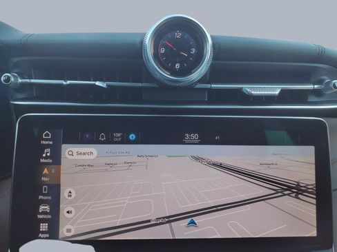 New 2024 Maserati Grecale GT image 6