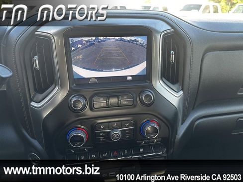 Used 2022 Chevrolet Silverado 2500 LT w/ Convenience Package image 8