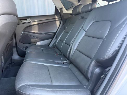 Used 2016 Hyundai Tucson Limited w/ Option Group 03 FWD image 24