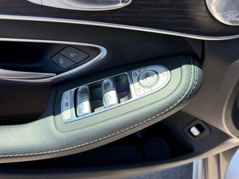 Used 2020 Mercedes-Benz C 300 4MATIC Sedan image 21