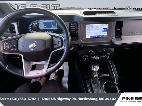 Used 2022 Ford Bronco Outer Banks image 13