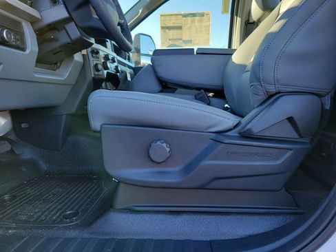 New 2026 Ford F250 XL w/ FX4 Off-Road Package image 14