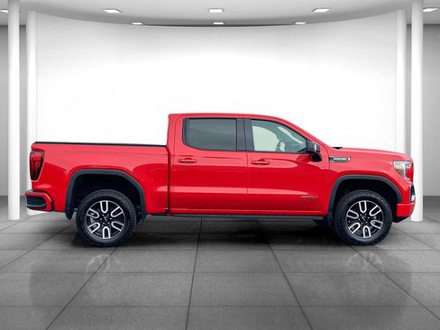 Used 2021 GMC Sierra 1500 AT4 w/ Driver Alert Package II image 8