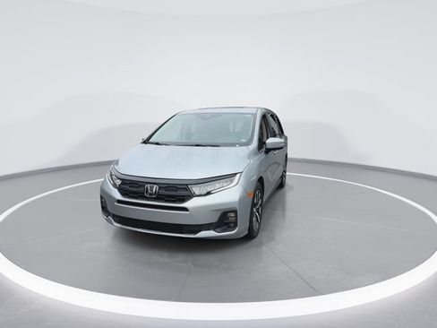 Used 2025 Honda Odyssey EX-L image 3
