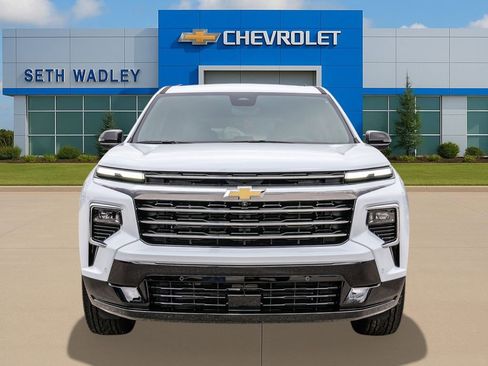 New 2026 Chevrolet Traverse High Country w/ LPO, Floor Liner Package image 2