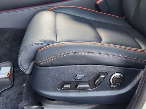 Used 2026 Genesis GV70 2.5T Sport Prestige AWD/4WD image 19