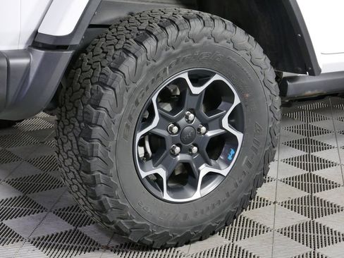 Used 2022 Jeep Wrangler Unlimited Rubicon 4xe w/ Steel Bumper Group AWD/4WD image 11