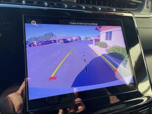 Certified 2024 Jeep Grand Cherokee L Laredo image 22