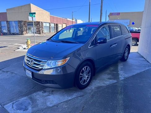 Used 2013 Honda Odyssey EX-L image 1