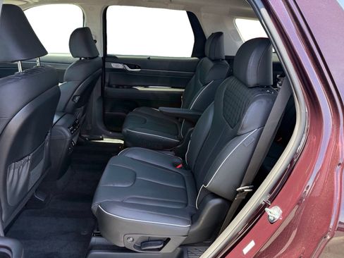 Used 2025 Hyundai Palisade Limited AWD/4WD image 16