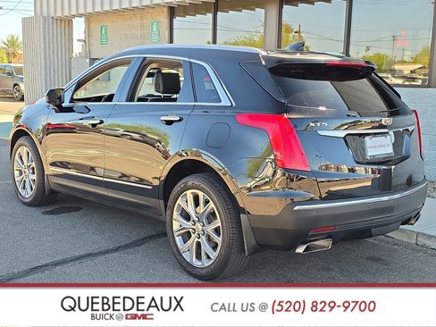 Used 2017 Cadillac XT5 Luxury w/ Driver Awareness Package image 5