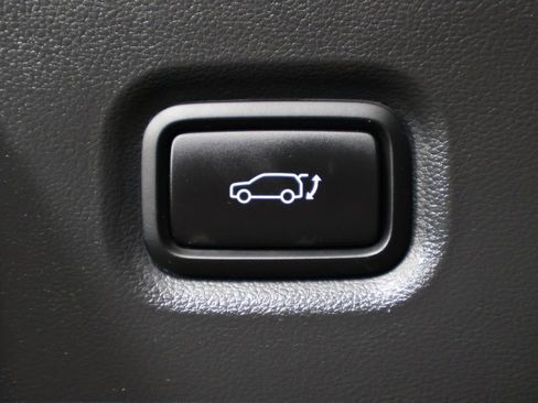 Used 2024 Hyundai Ioniq 5 SEL AWD/4WD image 16