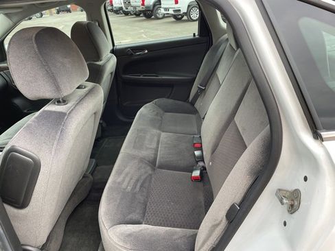 Used 2013 Chevrolet Impala LT image 42