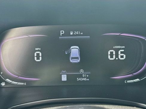 Used 2023 Kia Soul LX w/ LX Technology Package FWD image 15