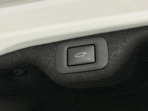 Used 2024 Lexus ES 350 F Sport w/ Accessory Package (Z1) FWD image 39